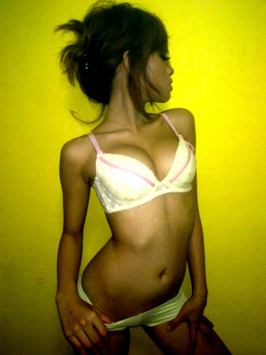 Asian Girlfriends Photos