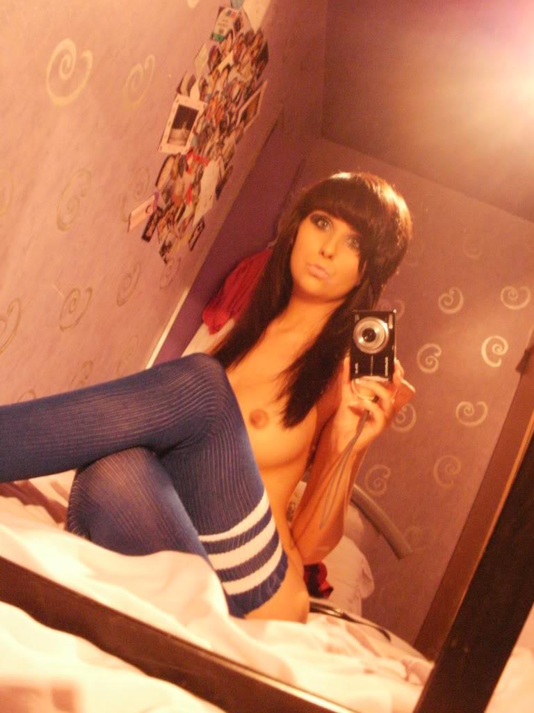 Nude Amateur Teen