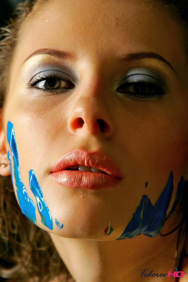 Liala - Paint Game