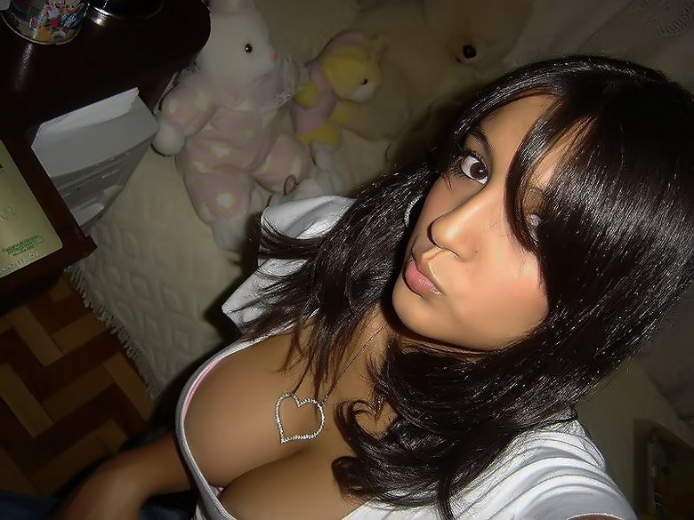 Super Busty Amateurs Mega Collection