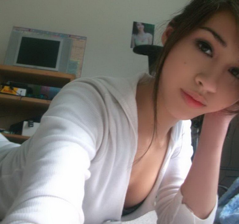 Asian GF Heat Photos