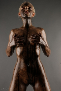 Vanessa - Black Oil Body
