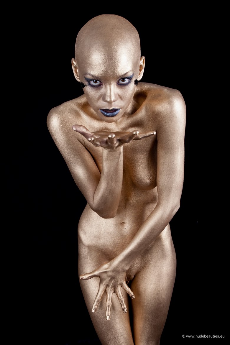 Dorka - Goldfinger