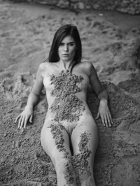 Victoria gets dirty on the beach