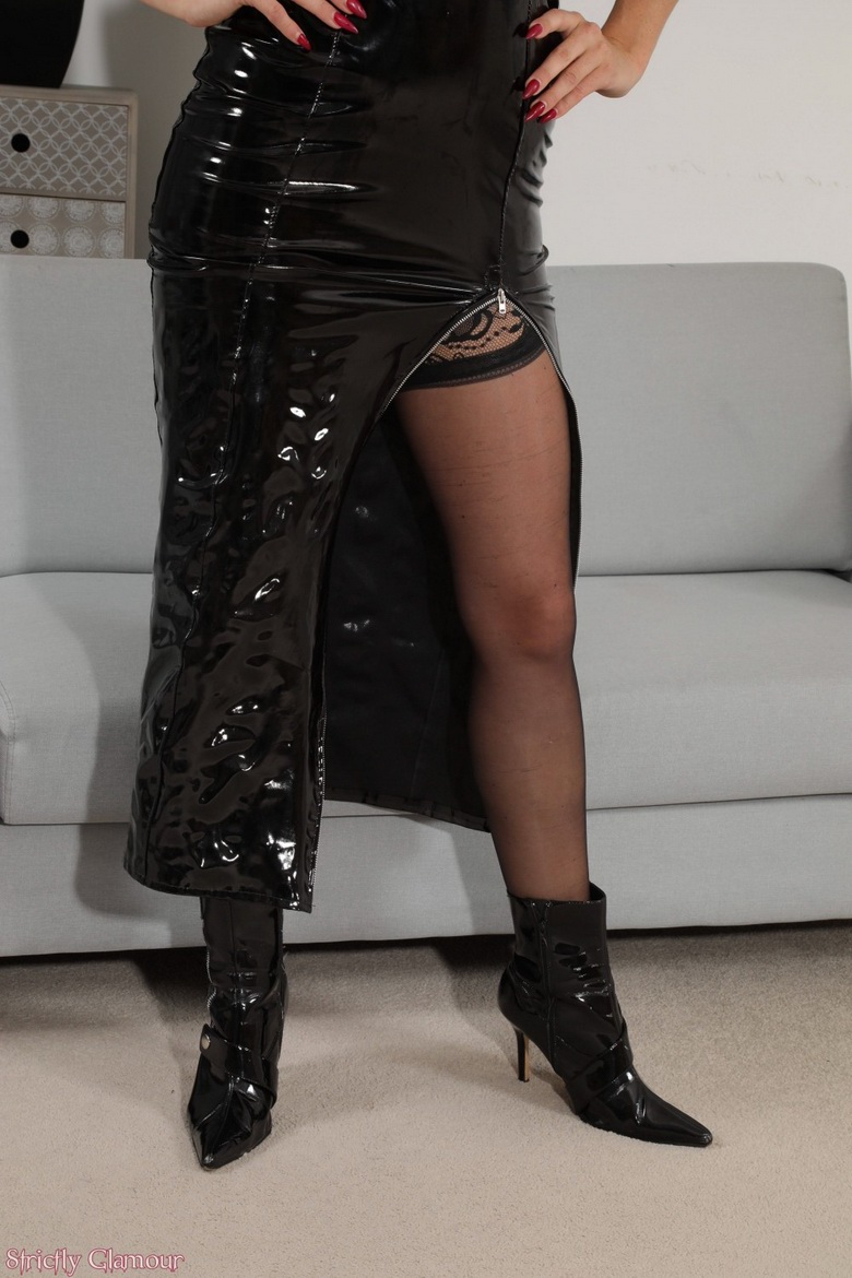 Amazonian domme, Mistress Dominika