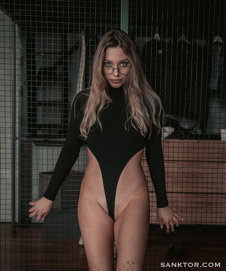 Horny Scarlett